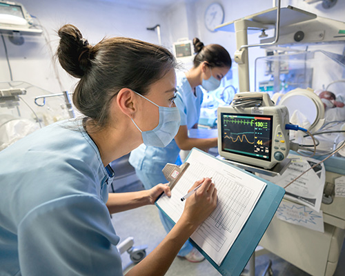 Graduate Certificate in Health (Intensive Care Nursing)