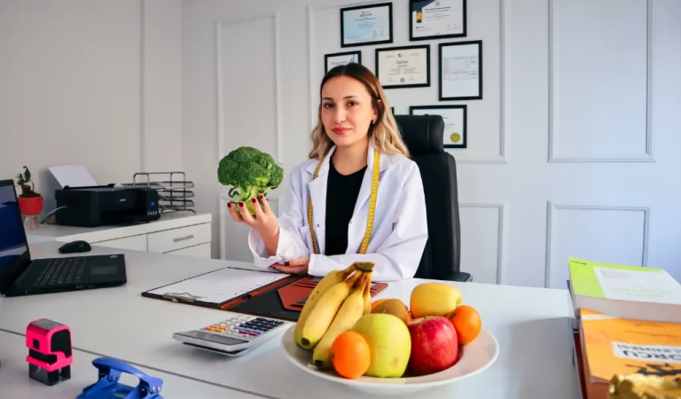 How studying a Bachelor of Food and Nutrition helps you help others